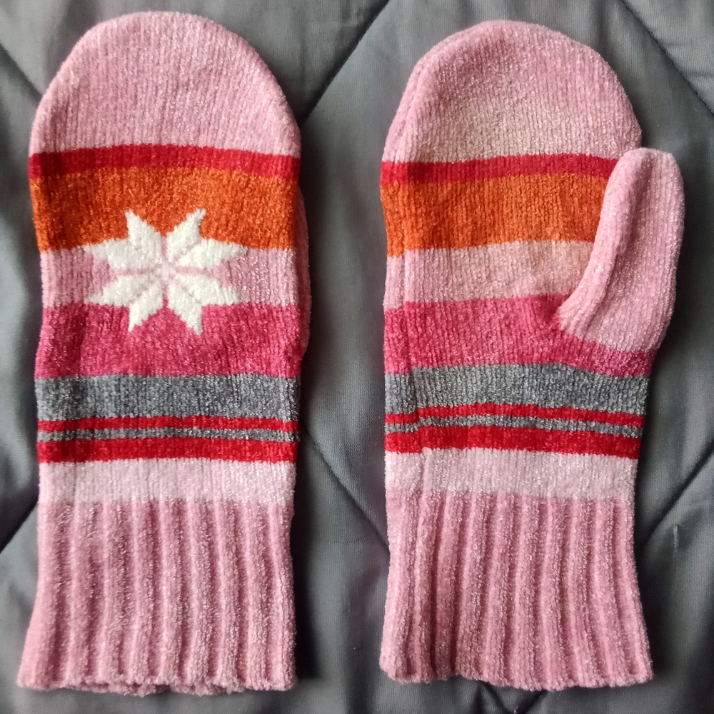 Women's Airport Pink Mittens Snowflake Striped Ribbed Design Stretchy Winter
